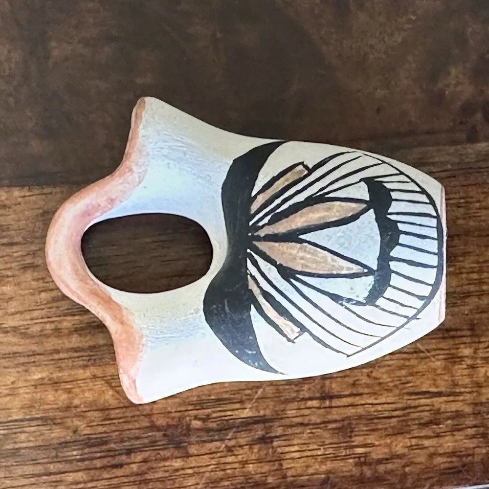 VTG Isleta Pueblo New Mexico Pottery Mini‎ Wedding Vase 2 Inch Native American